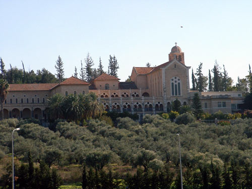 Латрунский монастырь.